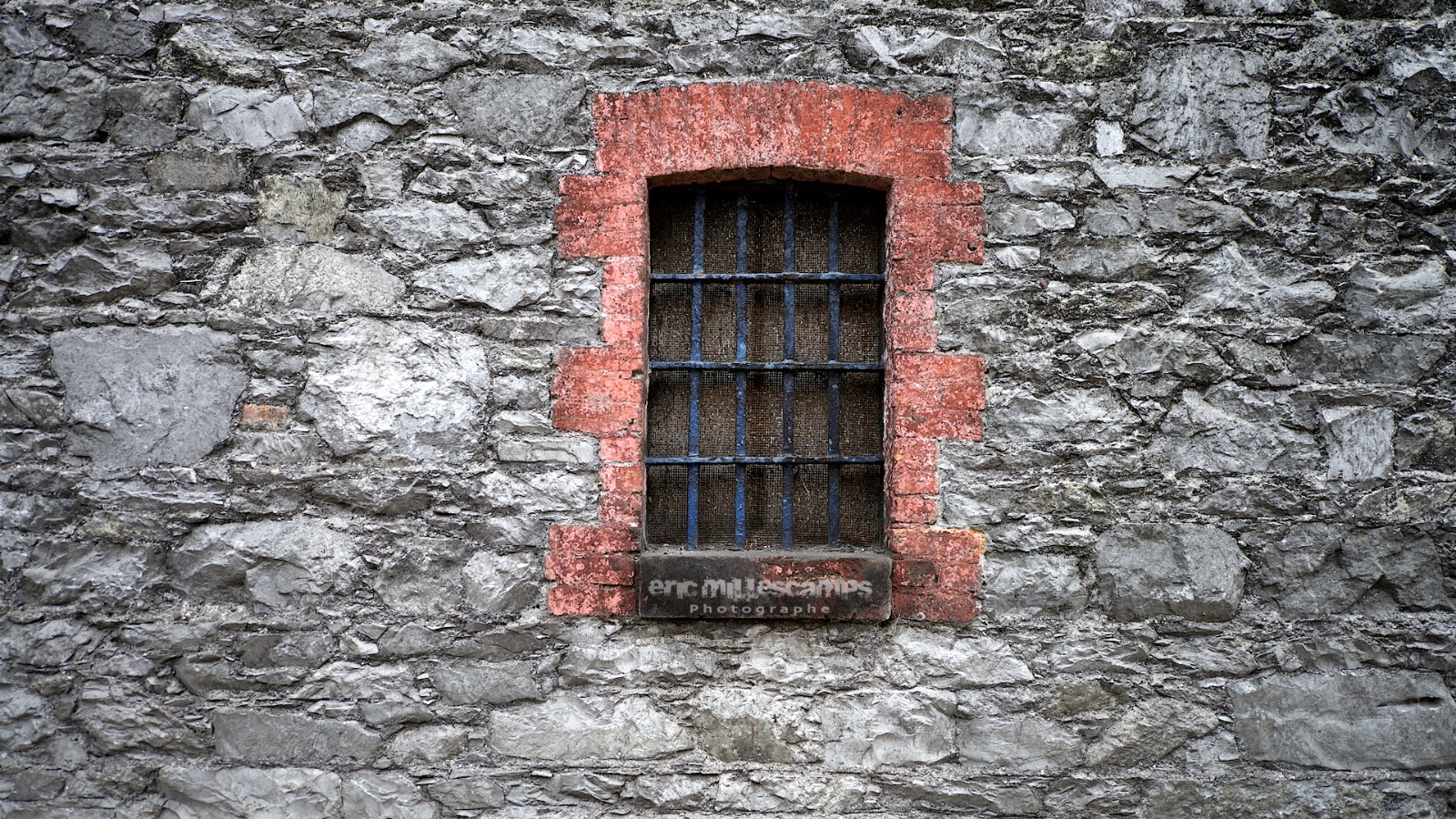 EMI 3841   Version 2